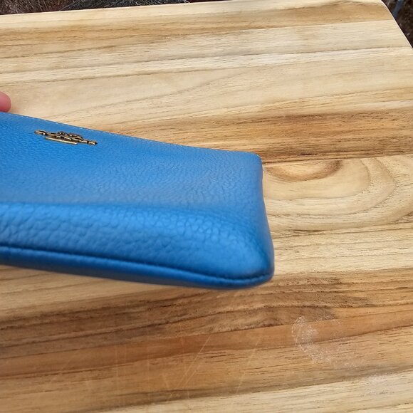 COACH Small Pouch Wallet Clutch Dusty Blue Color Pre-owned - Picture 5 of 9